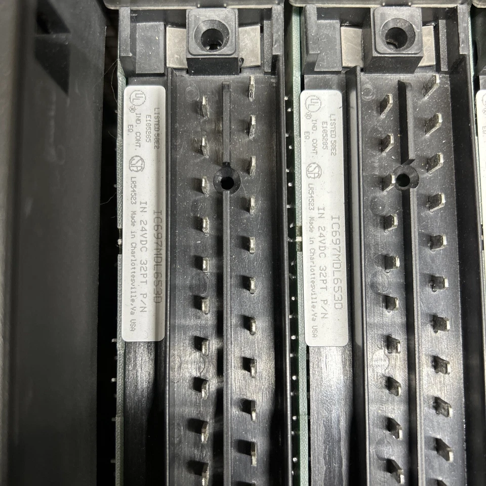 GE FANUC 90-70 IC697CHS790D RACK RACK RACK DE 9 SLOTS - Imagem 3 de 4