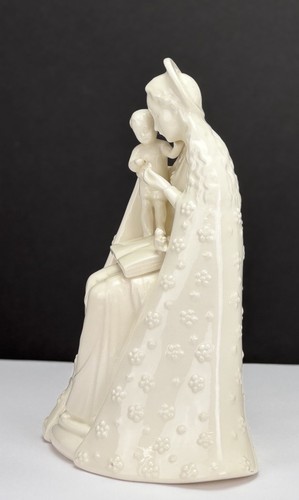 Goebel MJ Hummel Flower Madonna and Child Figurine 10/1 White Ivory 9" Read - Picture 2 of 19