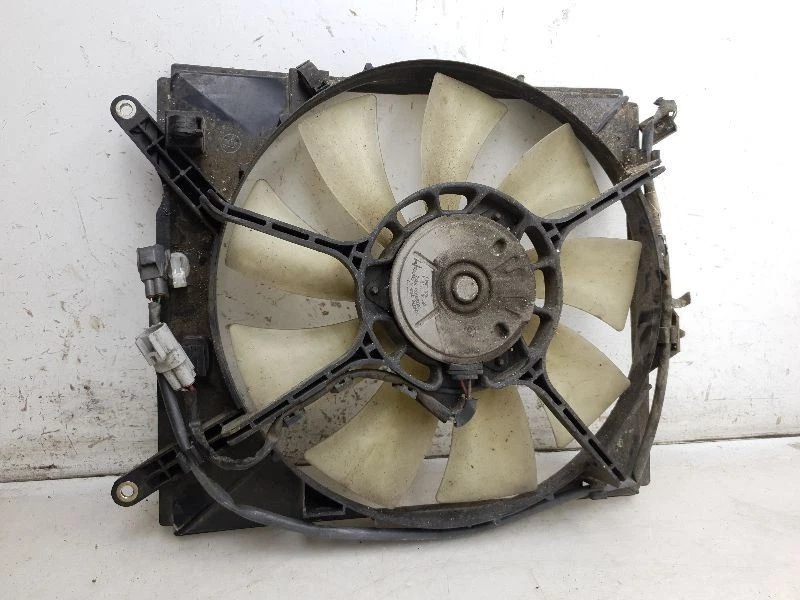 Conjunto de ventilador de radiador motor pasajero derecho se adapta a Toyota Avalon 00-04 Foto 3 de 4