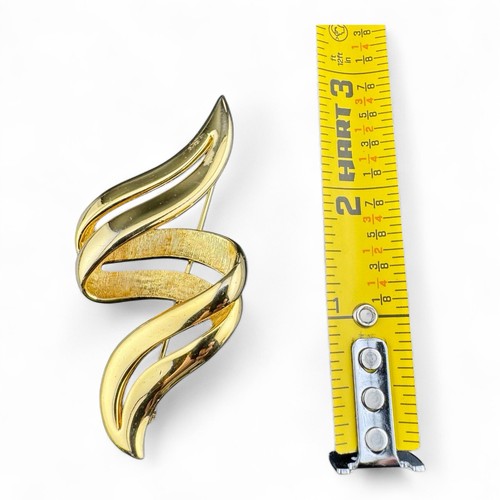 Broche Swish abstracto vintage tono dorado - Imagen 3 de 3