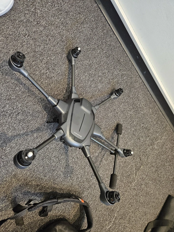 Yuneec Typhoon H Pro Drohne Hexakopter - für Bastler - Bild 3 von 4