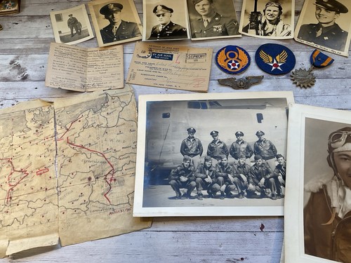ORIGINAL WWII 8TH AIR FORCE 445TH BG 702ND SQDN  B-24 GUNNER POW GROUPING