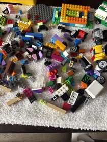 LEGO Creator Medium Creative Brick Box Tons Pieces Yellow Box Huge Lot 3lbs 7oz