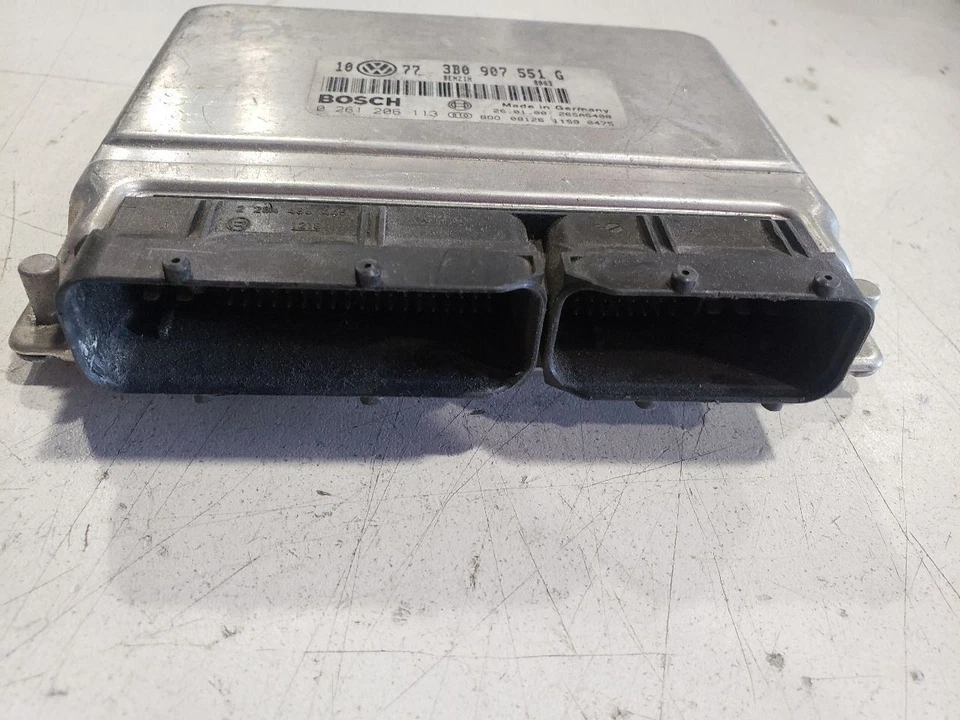 Engine Control Module ECU - 2000 Volkswagen Passat - OEM 3B0907551G - Image 2 of 4