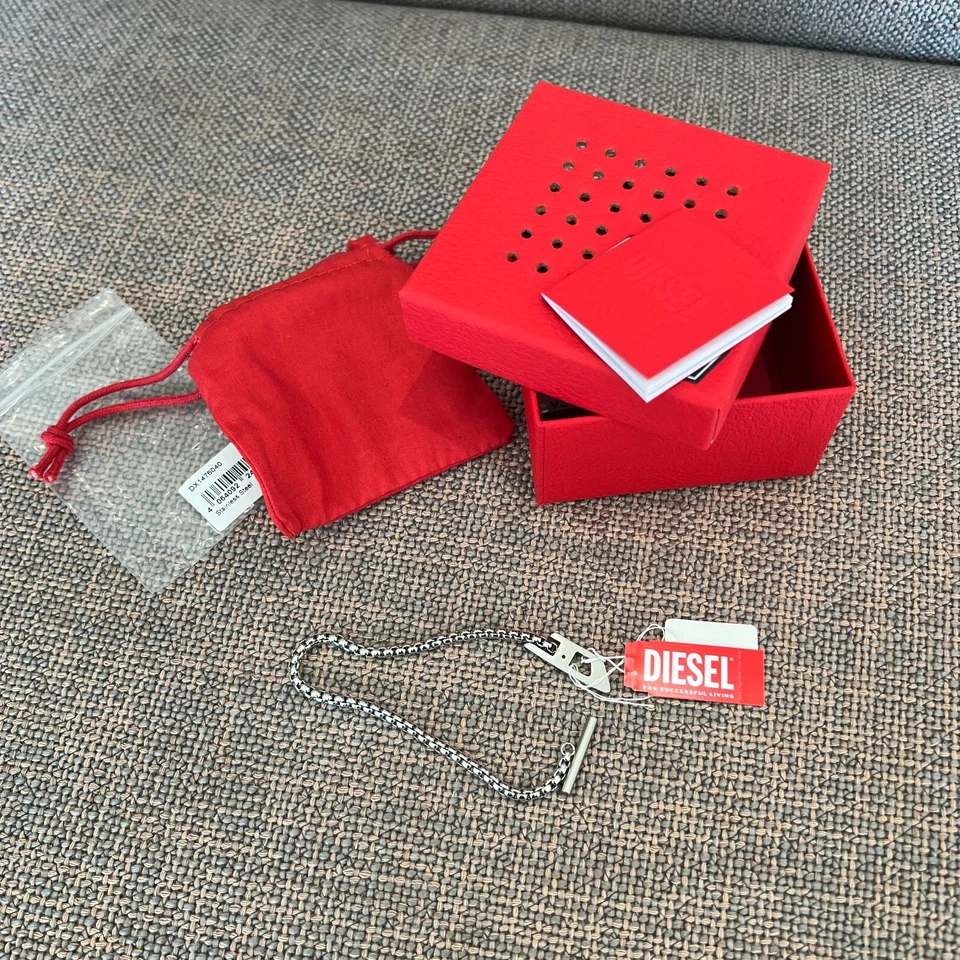 Pulsera de cadena de acero inoxidable Diesel Dx1476 plateada DX1476 100% auténtica Foto 2 de 4