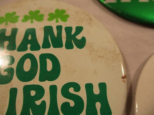 Lot 18 Assorted Vintage Saint Patrick's Day Irish Ireland Pinback Pin Buttons - Picture 4 of 9
