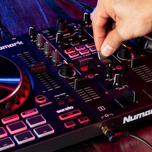 Numark Mixtrack Platinum FX 4-Deck Serato DJ Controller w Case & Headphones - Picture 10 of 12