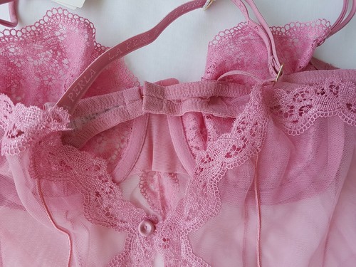 LA PERLA DUSTY PINK SLIP/BABYDOL en TUL/LACE - SIZE UK 12-14/MED B Cup - BNWT - Imagen 8 de 9