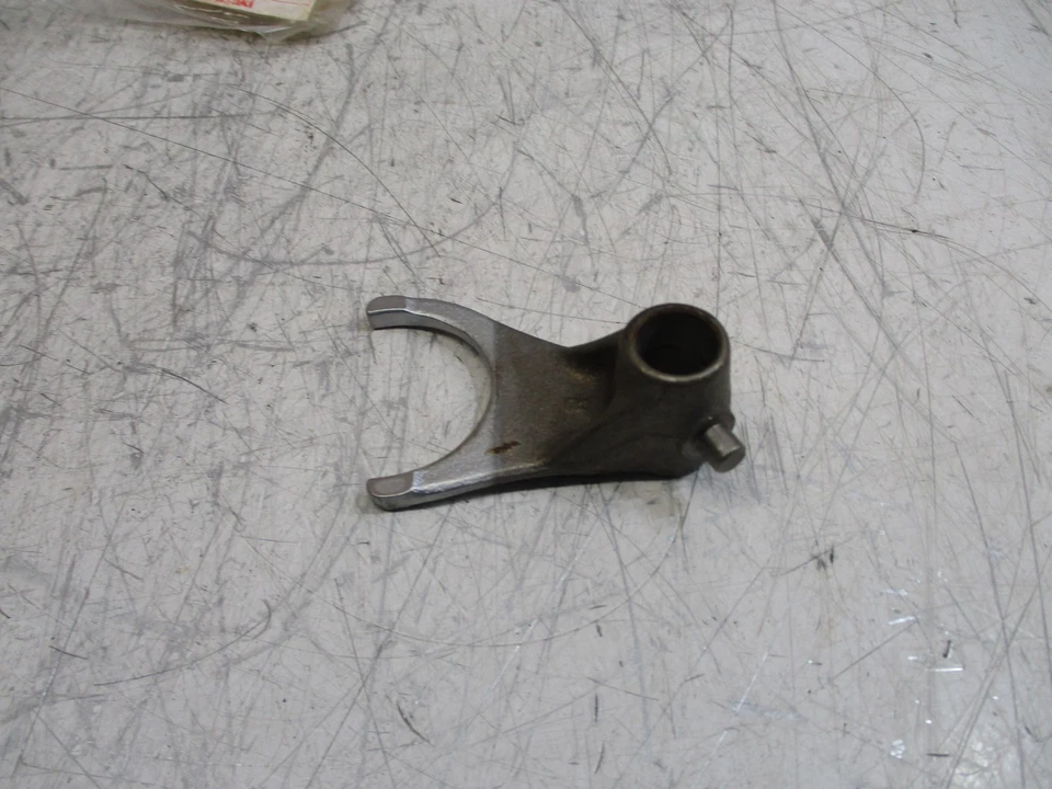 Kawasaki kx250F kx 250F 2006 06 FORK SHIFT OUT RH PN 5G. - Image 4 of 4