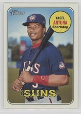 2018 Topps Heritage Minor League Edition Magenta Back Yasel Antuna #95 3d5