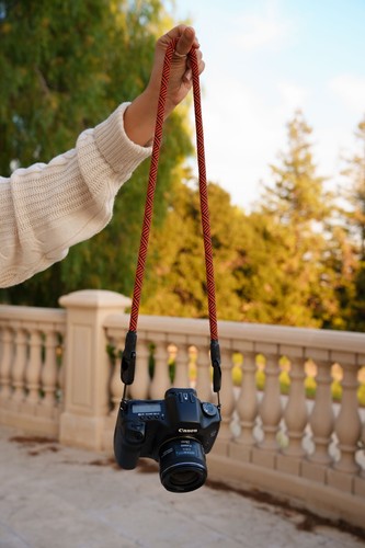 Red/ Black Stripped 42” Camera Rope Strap w/ Peak Design Anchors - Picture 7 of 12