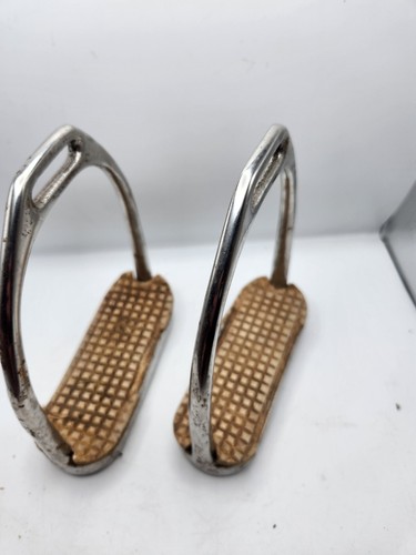 Korsteel Stainless English Saddle Stirrups Fillis Stirrup Irons 4.5”