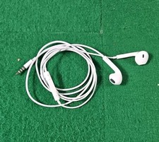 Apple EarPods with 3.5mm Plug   Wired In-Ear Headphones with Remote and Mic