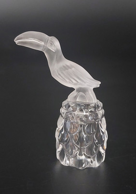 SWAROVSKI KRISTALL TUKAN VOGEL AUF FINGERHUT - 9440 100 0043 - NEUWERTIG - ohne Karton - rund