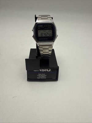 Casio Watch Vintage CAS84- 100m Water Resistant - Silver chrome