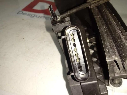 BM5AA21813AG Cerradura Puerta Delantera Izquierda para FORD TRANSIT COUR 5724762 - Imagen 3 de 6