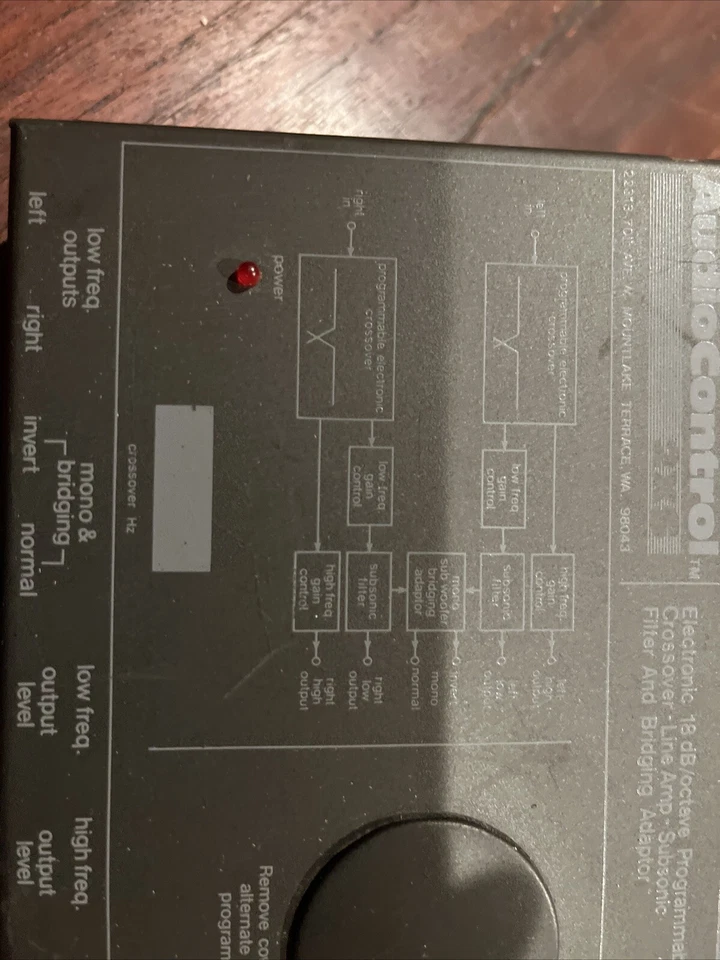 Old school AUDIO CONTROL  2xs crossover amplifier System - Image 4 of 4