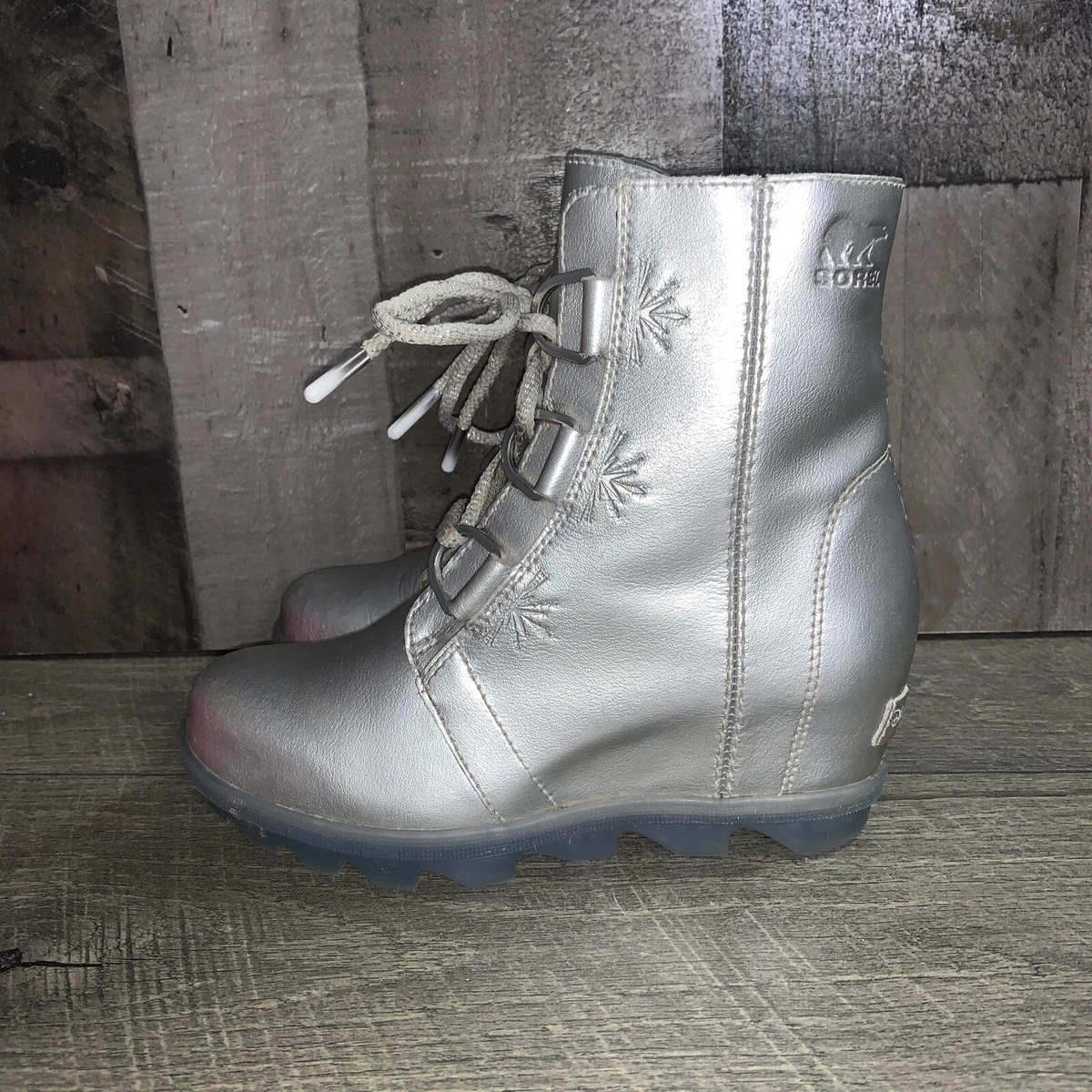 Sorel hotsell girls wedge