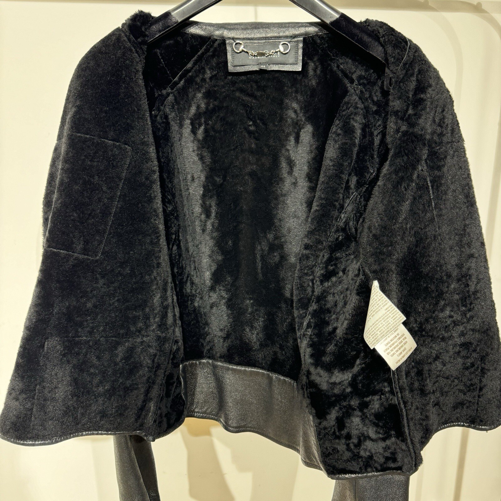 Women's Gucci Size IT44 Black Leather Shearling Lining Miltipocket Biker Jacket image 3
