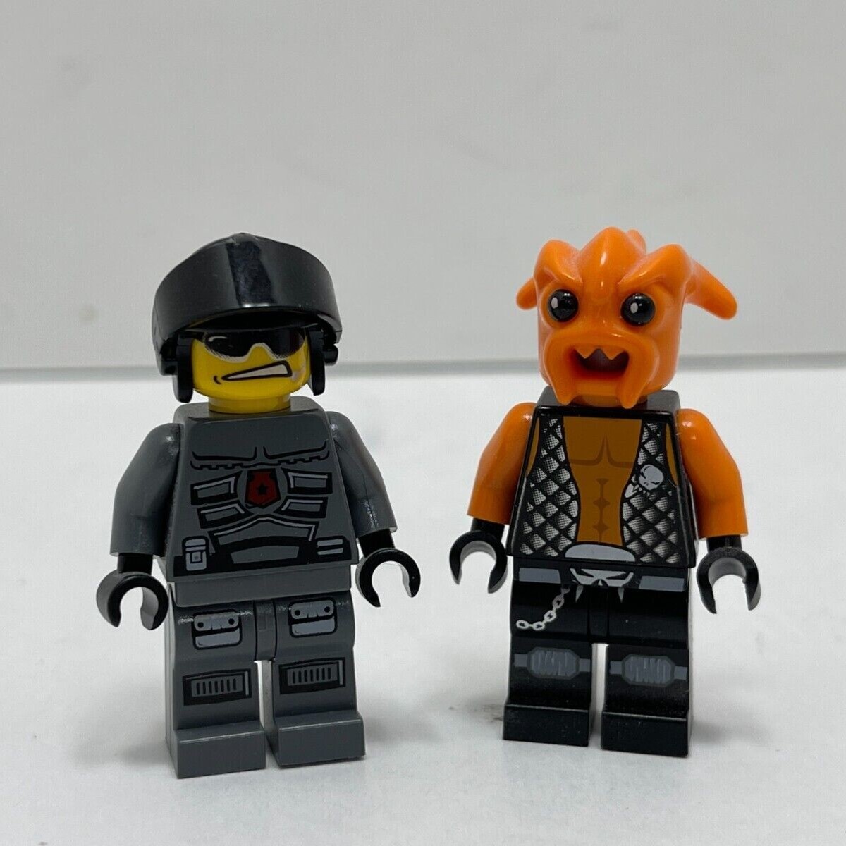 LEGO Minifigures Set 5970:Freeze Ray Frenzy