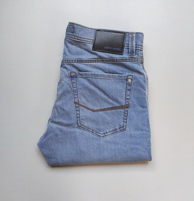 PIERRE CARDIN Tapered Fit Blue Jeans WORLDWIDE SHIPPING T 0029