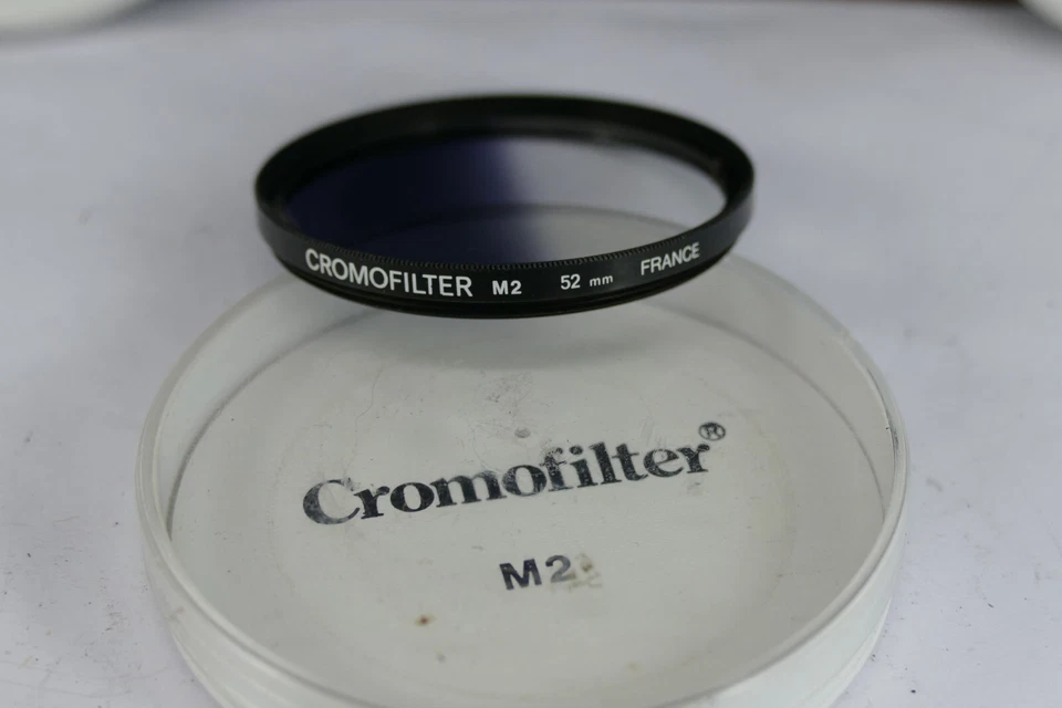 Genuine Chromofilters garduated filters 52 mm x 4 B2, G1, M2. P1 - Image 2 of 4