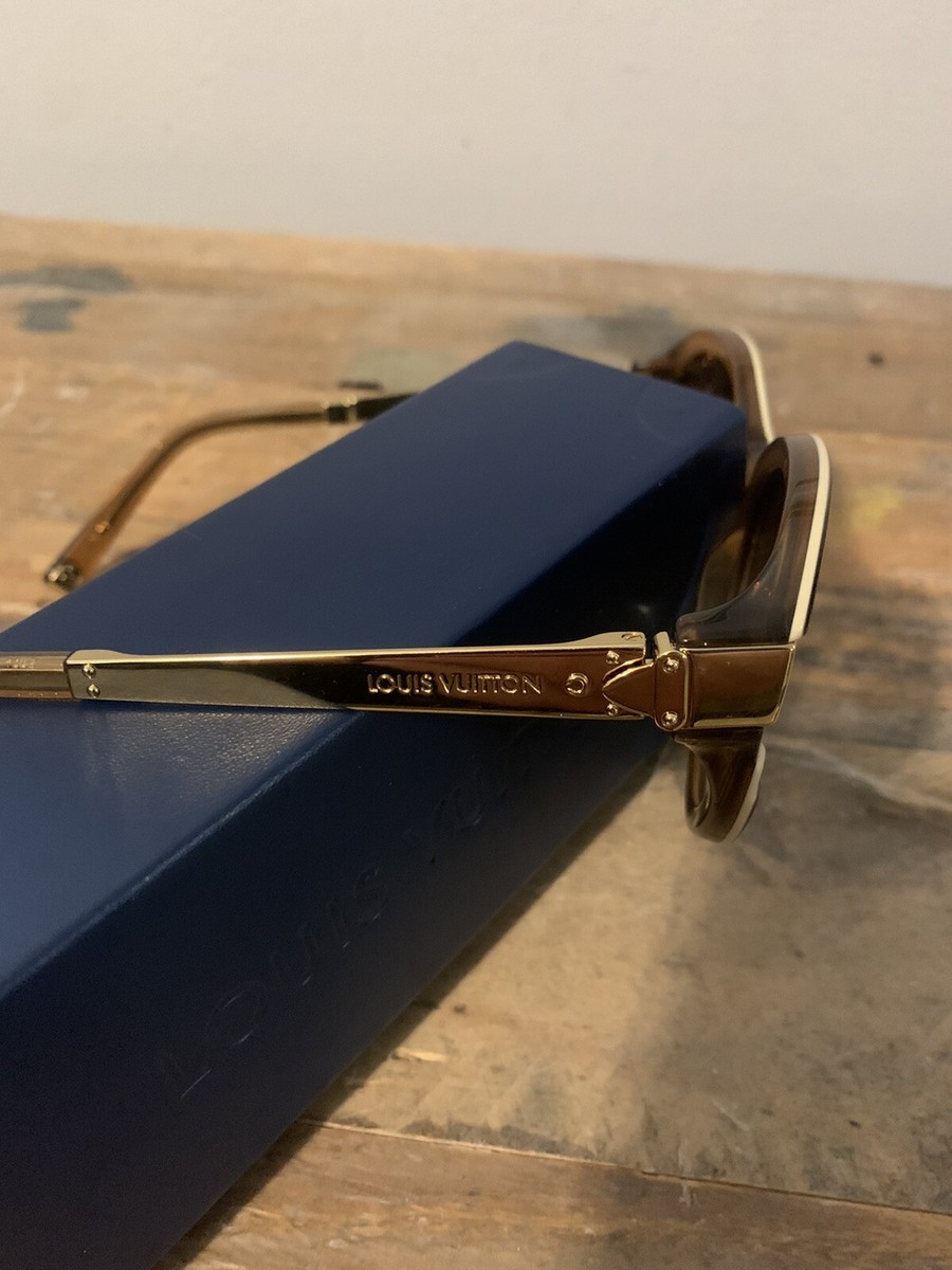 LOUIS VUITTON Petit Soupcon Cat Eye Z0487E Sunglasses Brown
