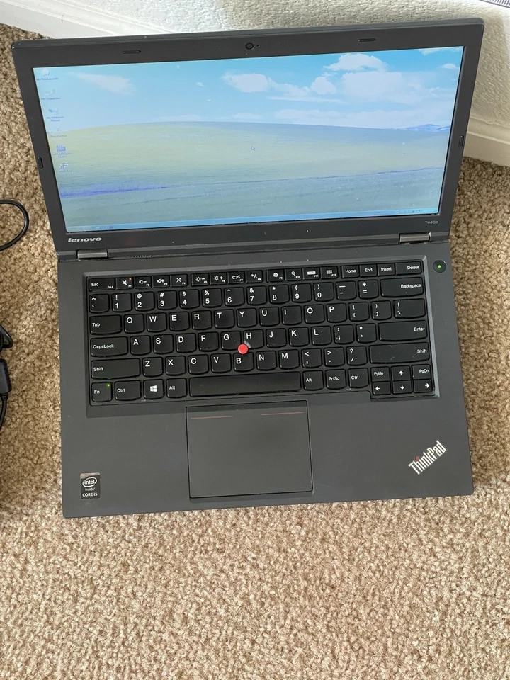 Portátil Lenovo ThinkPad T440p 14" Windows XP Core i5, 120 GB, sin batería/Wifi BONITO Foto 2 de 4
