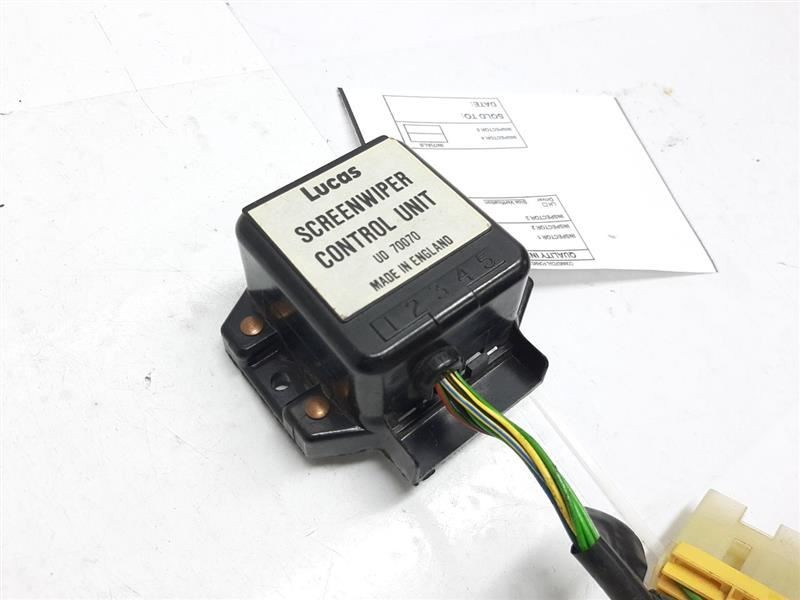Bentley Eight Mulsanne Silver Spur Spirit Windshield Wiper Module UD70070