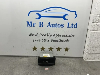 GENUINE MERCEDES C CLASS W204 2007-2011 radio HEAD UNIT A2048700196 - Image 1 of 4