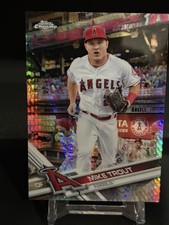 2017 Topps Chrome - Mike Trout #200 Prism Refractor Angels