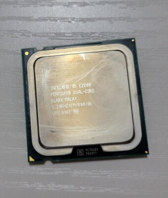 Intel E2200 Pentium Dual-Core 05 SLA8X 2.20GHZ/1M/800/06