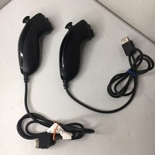 2 Nintendo Nunchuk (RVLAFK2) Navigation Controllers/ Nunchucks Wii