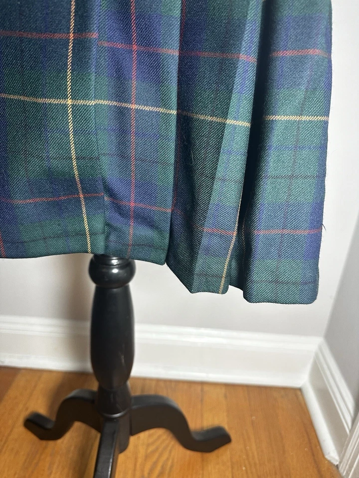 Falda lápiz Pendleton Petite de lana verde a cuadros de colección. Cierre de correa de cuero. 6 Foto 4 de 4