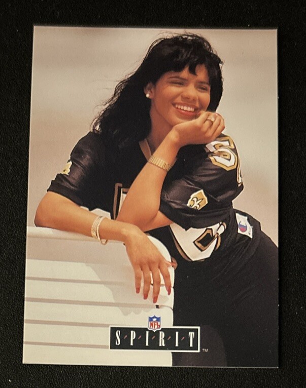 1992 Pro Line Portraits Wives Spirit Collectible Robin Swilling #20 Pat Swilling