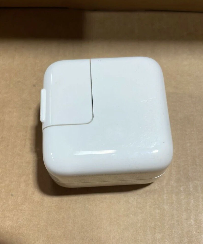 Apple 12 W USB Wall Charger Block Power Adapter For ALL iPhone, iPad 1 PACK OEM - Image 3 of 4