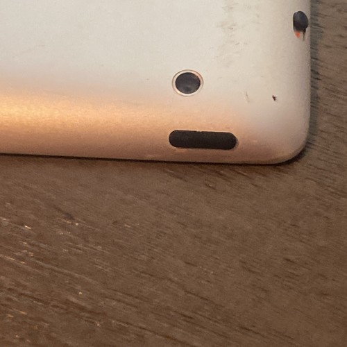 iPad For Parts Only Cracked Screen Please See Photos Untested No Password - Bild 17 von 20
