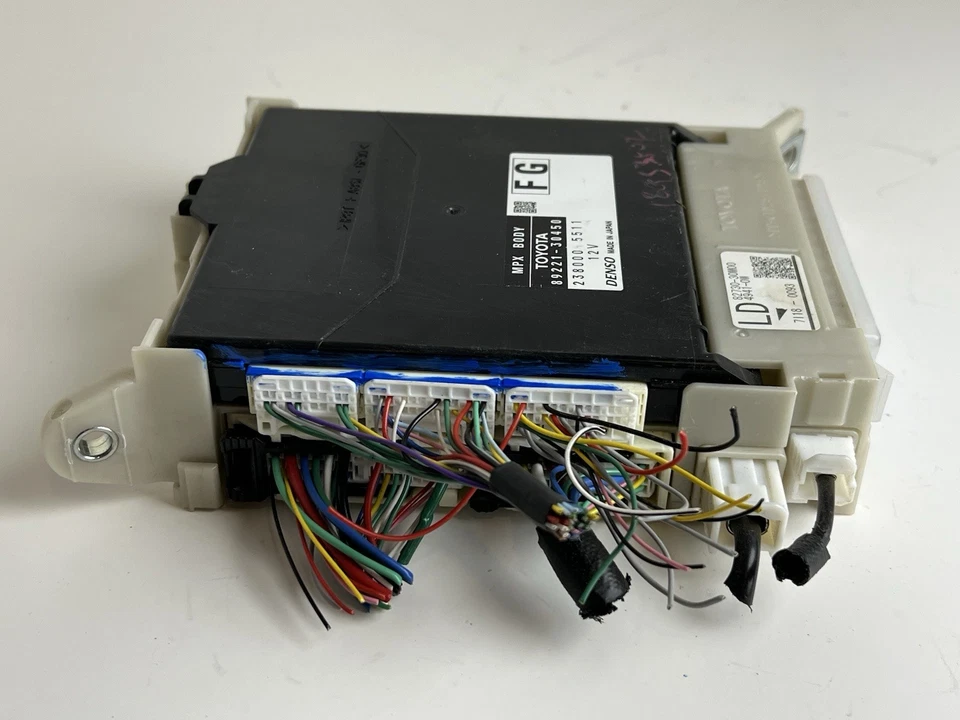 Módulo de control Lexus GS350 F 2018 miliplex 89221-30450 OEM Foto 4 de 4