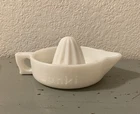 Vintage McKee Sunkist Milk-Glass Juicer Reamer Extractor USA Mint c1940’s