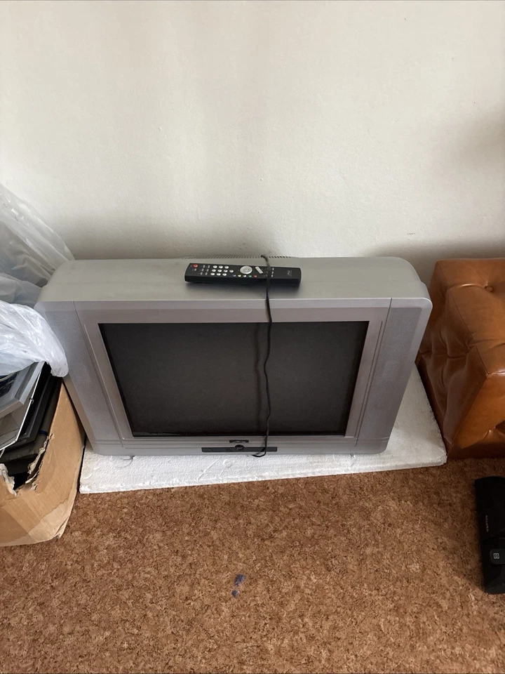 Fernseher : Fabrikat Metz         Nur 2. Jahre gelaufen - Bild 1 von 1