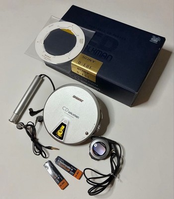 希少 バッテリー動作可能 SONY CD WALKMAN D-E01 SONY 15th Anniversary CD Walkman D-E01 with Remote and Accessories