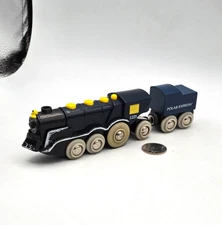 BRIO 32500 Battery Power Polar Express Engine Tender Train Thomas Wooden Railway