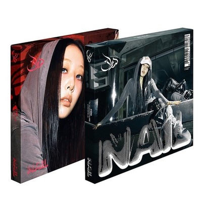 LOONA イヴ アルバム YVES [NAIL] 4th EP Album DELUXE Ver./ CD-R+Photo Book+Sticker Pack