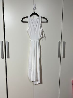 amira cut out dress Amira Gold Chain Detail Cut-Out Maxi Dress