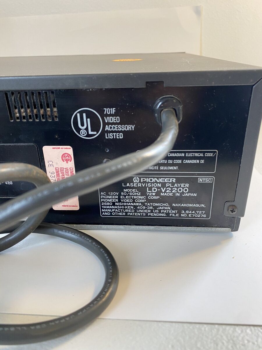 original Pioneer LaserVision LD-V2200 LaserDisc player original Pioneer LaserVision LD-V2200 LaserDisc player
