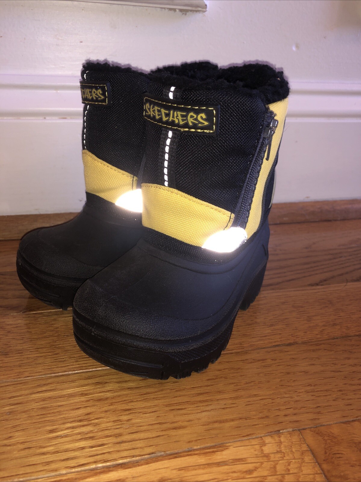 Skechers Snow Boots Black / Yellow Water Resistant Mor-Tec Toddler Size 5 Zipper-image