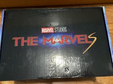 MARVEL COLLECTOR CORPS - MARVEL STUDIOS "THE MARVELS" COMPLETE BOX - XL Shirt