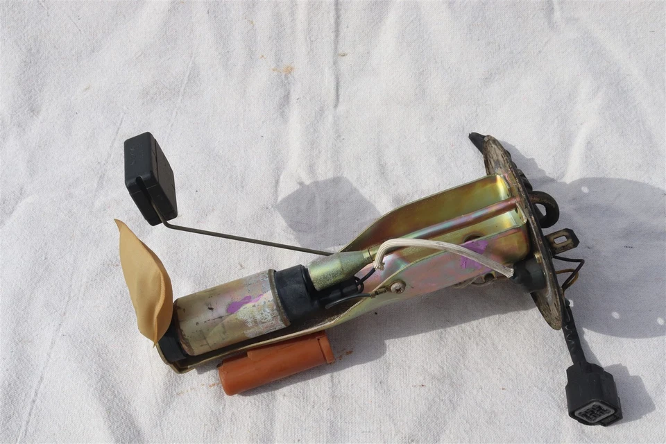 91-99 Mitsubishi 3000GT Non Turbo FWD Fuel Pump & Sending Unit  Foto 4 de 4