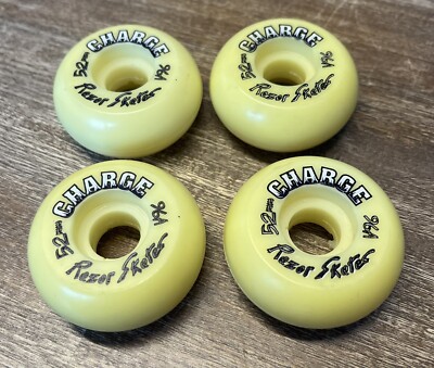Razor Skates Charge Rollen (Razors, Senate, Cozmo, MINDGAME)