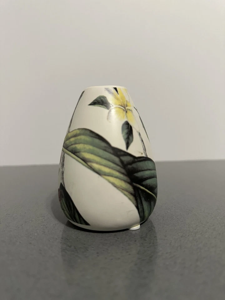 Vintage Small White Vase Hand Painted Floral Teardrop Shape Studio Art Pottery - Image 3 of 4